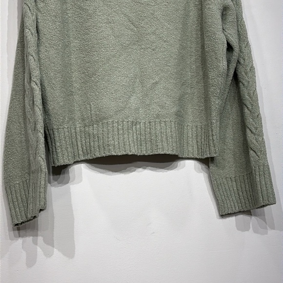 J.Crew Cashmere bouclé cable-sleeve sweater - Picture 11 of 14